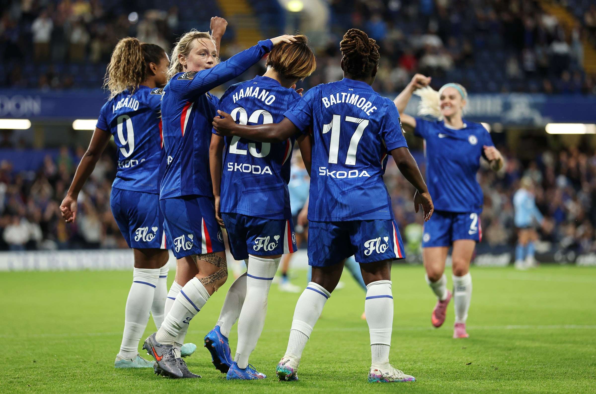 Chelsea Dominate Paris FC 4-0 in Women’s Champions League to Boost Title Hopes